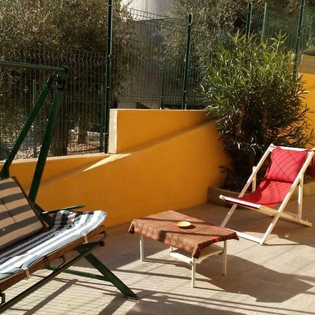 Casa Di Claude Con Posto Auto Apartment Finale Ligure Luaran gambar