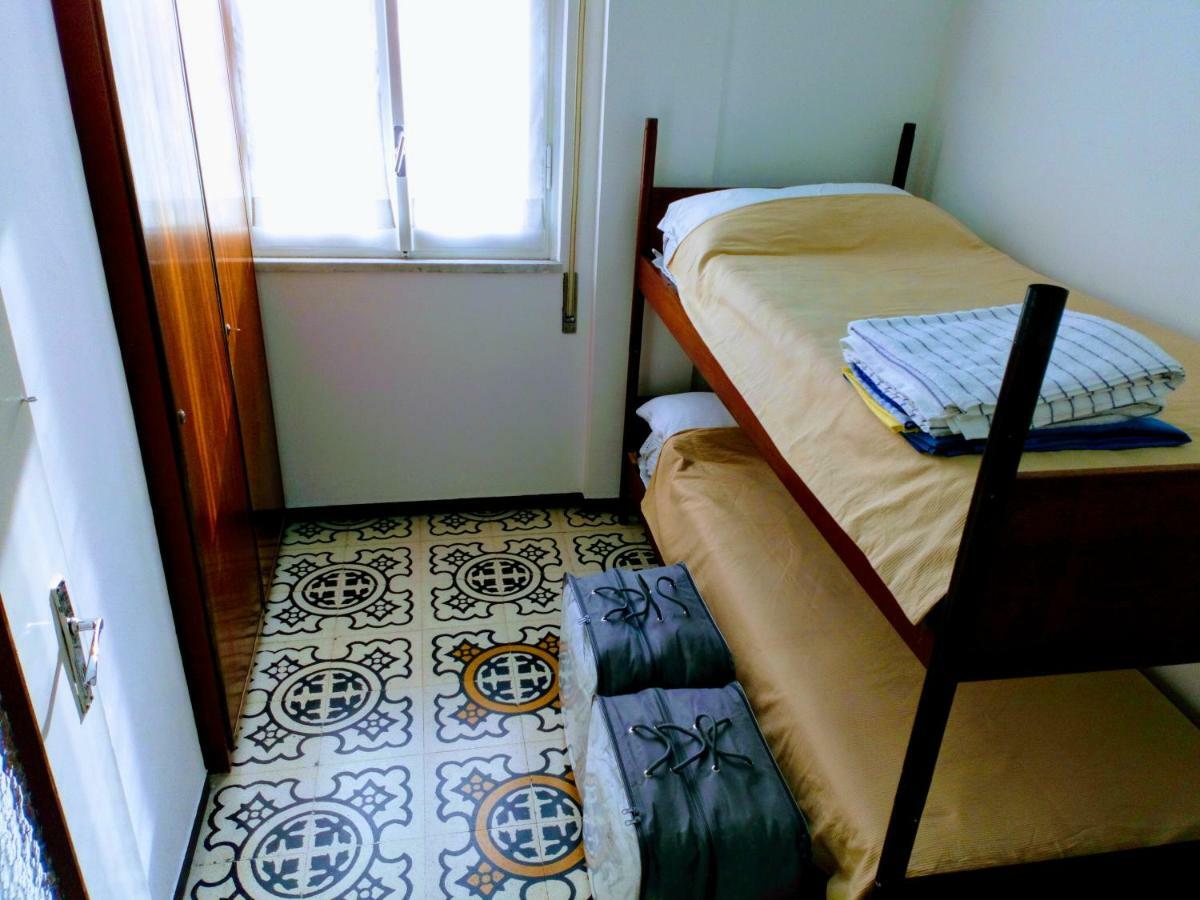 Casa Di Claude Con Posto Auto Apartment Finale Ligure Luaran gambar